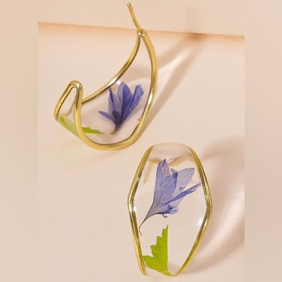 Altogether Lovely Jewelry - Handmade Real Pressed Dried Flower Botanical Resin Hoops